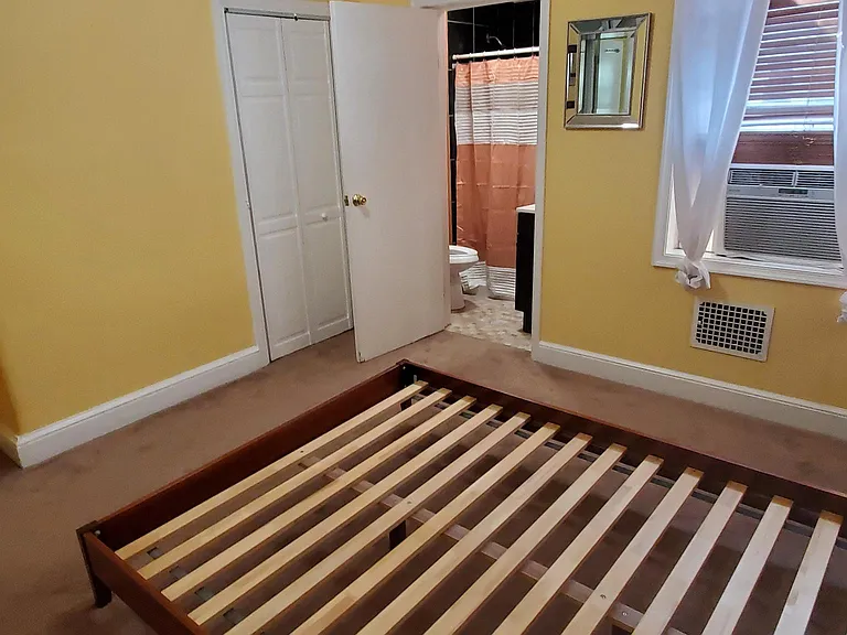414 E Flora St — Photo 39