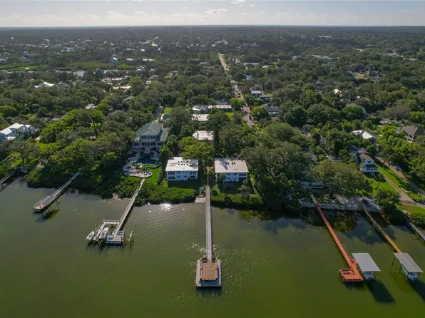 338 Pennsylvania Ave #2A, Palm Harbor, FL 34683