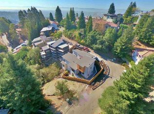 6880 Buckingham Blvd, Berkeley, CA