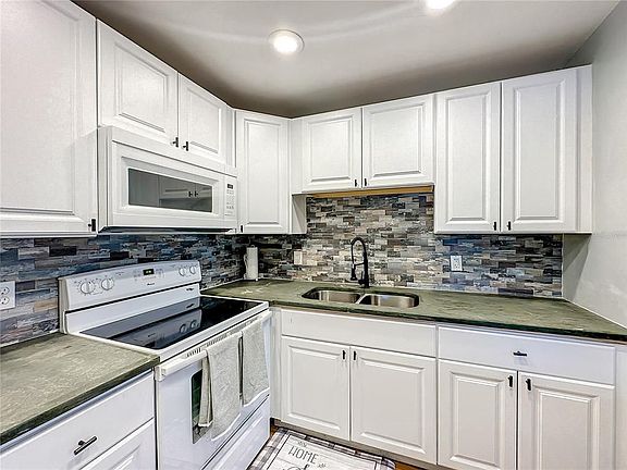 4th image of 1802 Bedford Ter APT 182