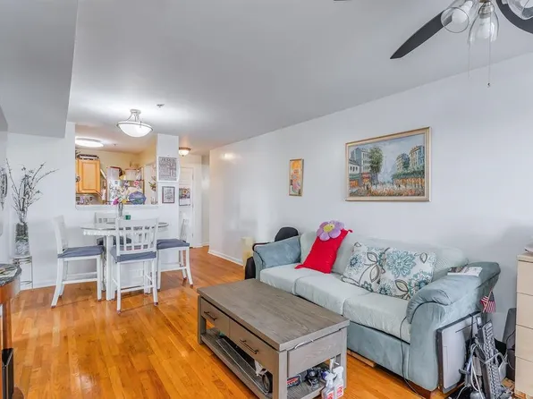 318 54th St APT 4G, West New York, NJ 07093