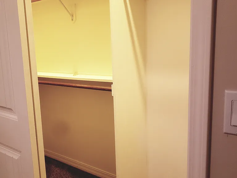 619 Hummel Village Ct #622B — Photo 13