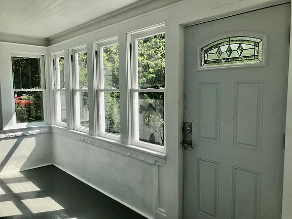 ENCLOSED PORCH