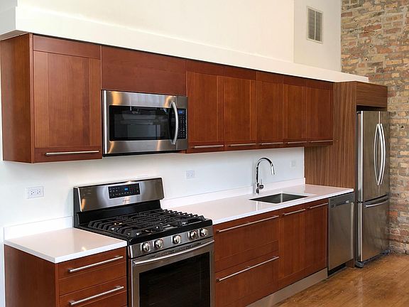 3rd image of 1855 N Washtenaw Ave #1