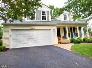 13826 Saddleview Dr, Gaithersburg, MD 20878