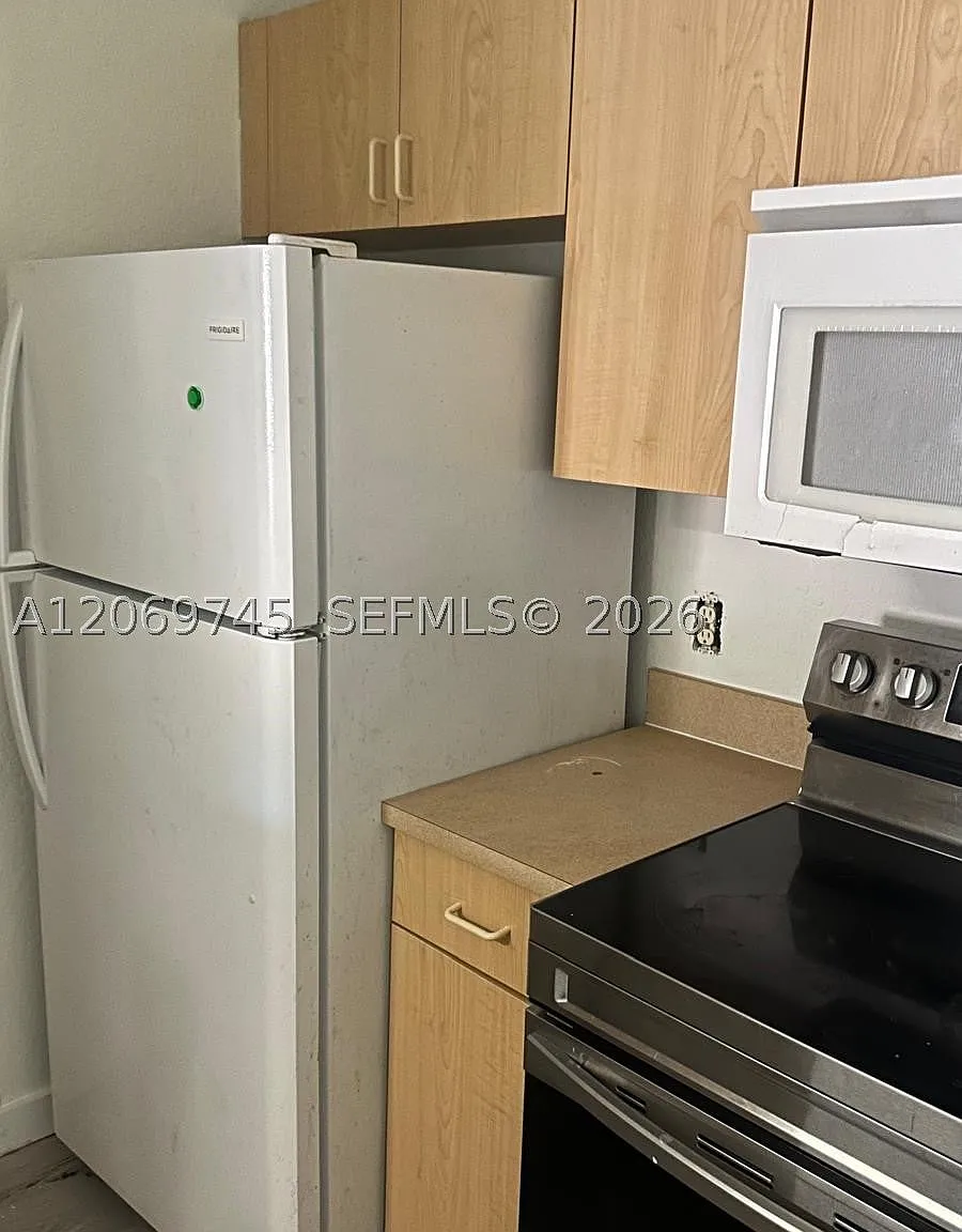 2 bed, 1154 sqft, $2,200 — Photo 4