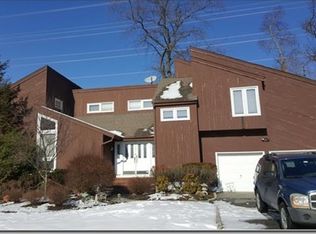 40 Scarsdale Rd, Livingston, NJ 07039
