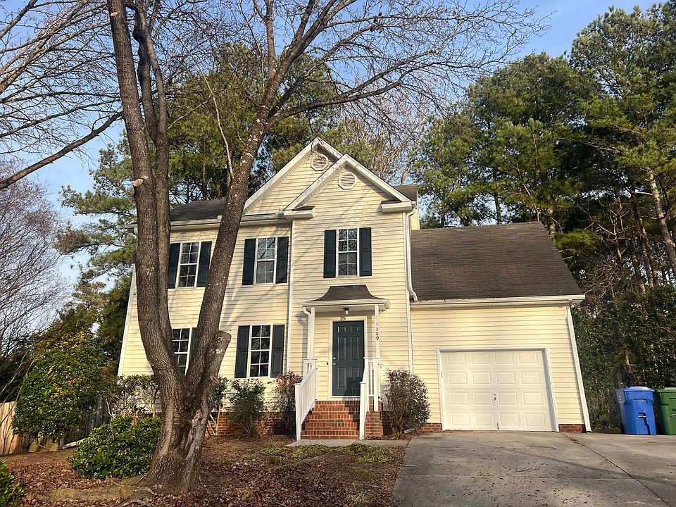 1st image of 1309 E Stonemason Dr