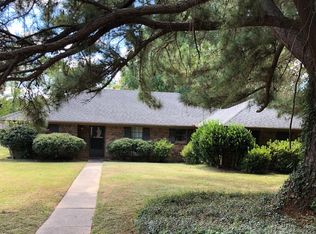 221 Timberline Dr, Madison, MS 39110