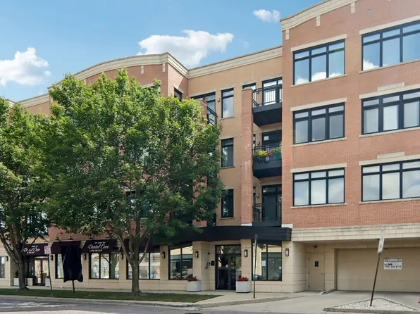 106 S Ridgeland Ave APT 402, Oak Park, IL 60302