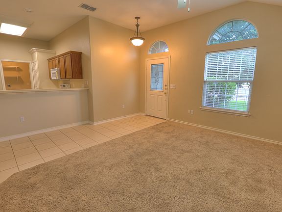 4th image of 6518 Peacock Dr