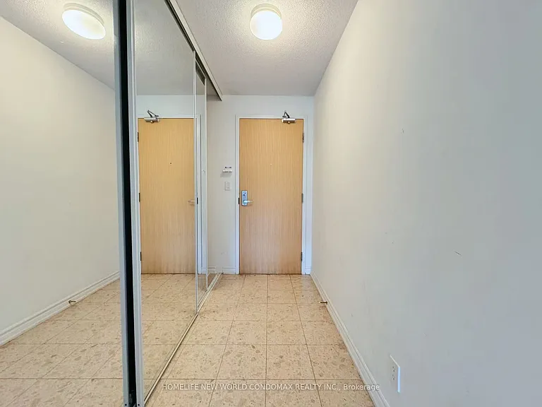 68 Grangeway Ave #512 — Photo 5