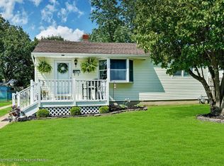 403 Maple St, Lakehurst, NJ 08733