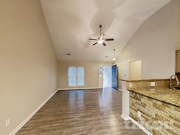 4th image of 3367 Prescott Pl NW