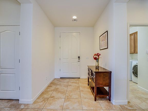 4th image of 4544 S McMinn Dr