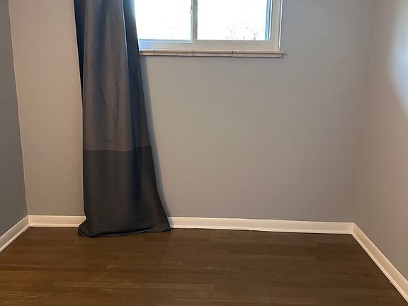 5th image of 7483 Julian St