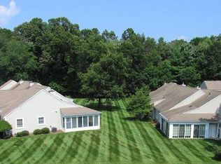 2A Sawmill Park, Southwick, MA 01077