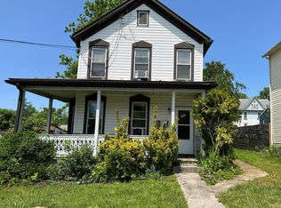 106 W High St, Hancock, MD 21750