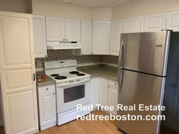 264 Foster St, Brighton, MA