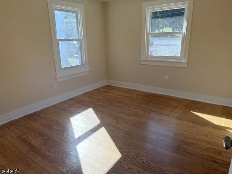2 bed, 1.0 bath, $1,750 — Photo 4