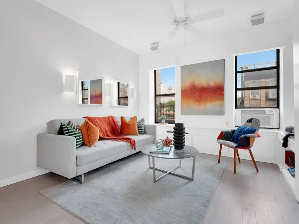 224 E 11th St APT 25, New York, NY 10003