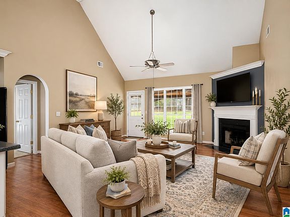2nd image of 1231 Wilkerson Cir