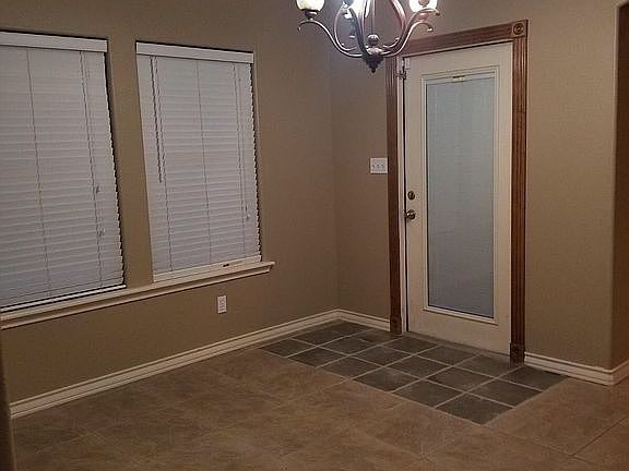 5th image of 209 Mustang Ln