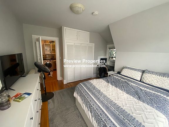 5th image of 15 Braemore Rd #5P