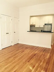 Rented by Metropolis Real Estate of Manhattan