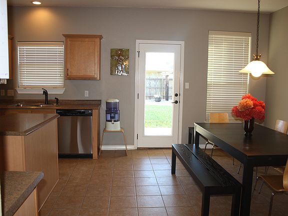 4th image of 1808 Faccio St