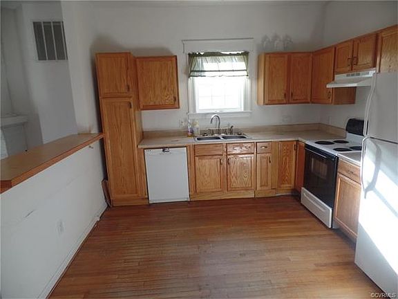 5th image of 3220 4th Ave