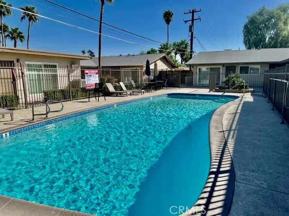 685 E Vista Chino, Palm Springs, CA