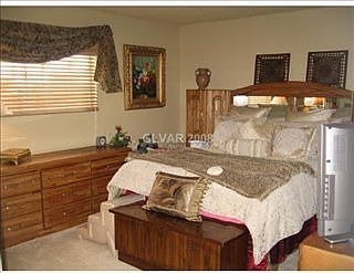 4th image of 6541 Helen Ave