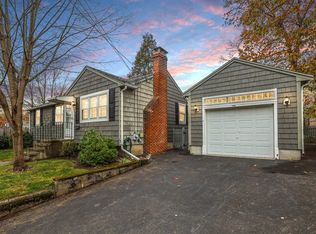 62 Rindone St, Holbrook, MA 02343