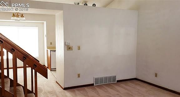 5th image of 4512 Bramble Ln