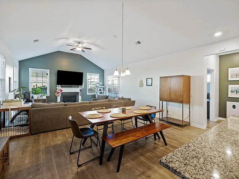 622A Pendleton Dr — Photo 22