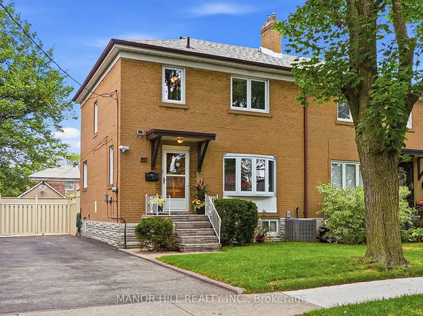 33 Robindale Ave, Toronto, ON M8W 4A8