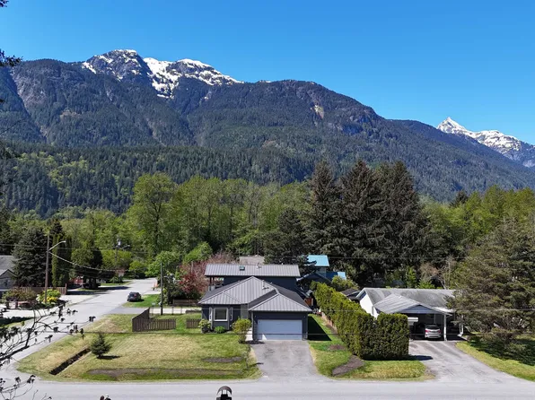 41613 Cottonwood Rd, Squamish, BC V0N 1H0
