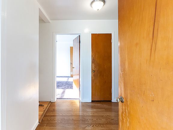 4th image of 5957 La Tijera Blvd