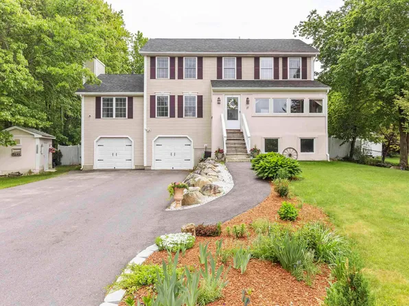 17 Harmony Lane, Hooksett, NH 03106