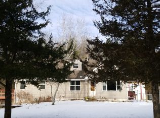 W8110 Phillips Rd, Poynette, WI 53955