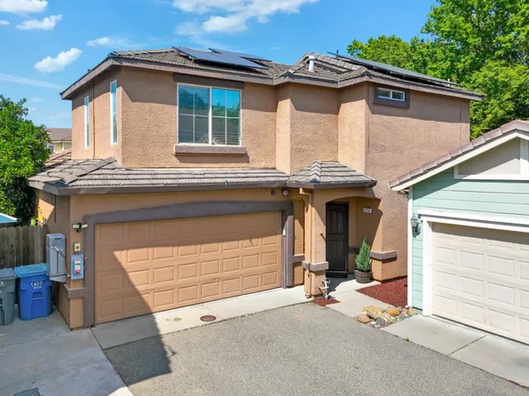 426 La Esperanza Dr, Dixon, CA 95620