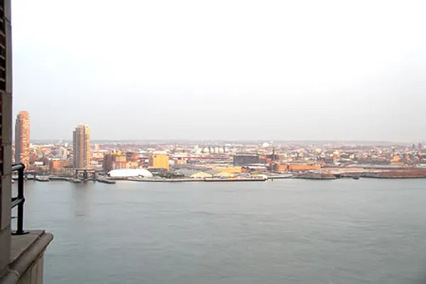 Rented by Steven Corcoran Real Estate | media 16