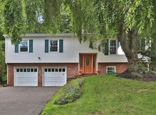 47 Verdin Dr, New City, NY 10956