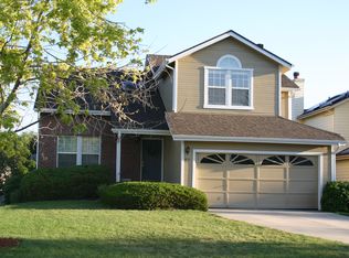 831 Thames St, Highlands Ranch, CO 80126