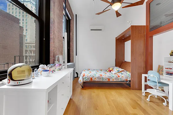 Rented by Douglas Elliman | media 14