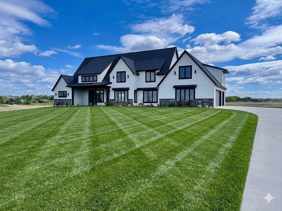 1st image of 1629 Boelter Estates Dr NW