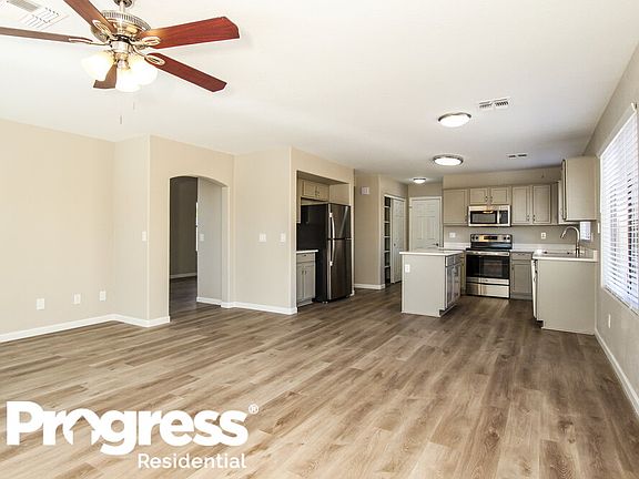 5th image of 11471 W Sheridan St