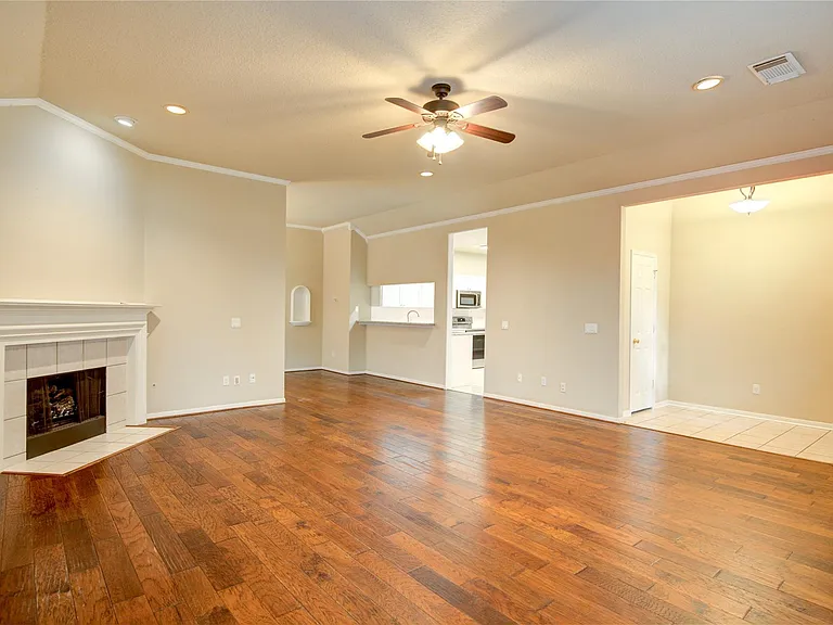 18422 Auburn Woods Dr — Photo 14