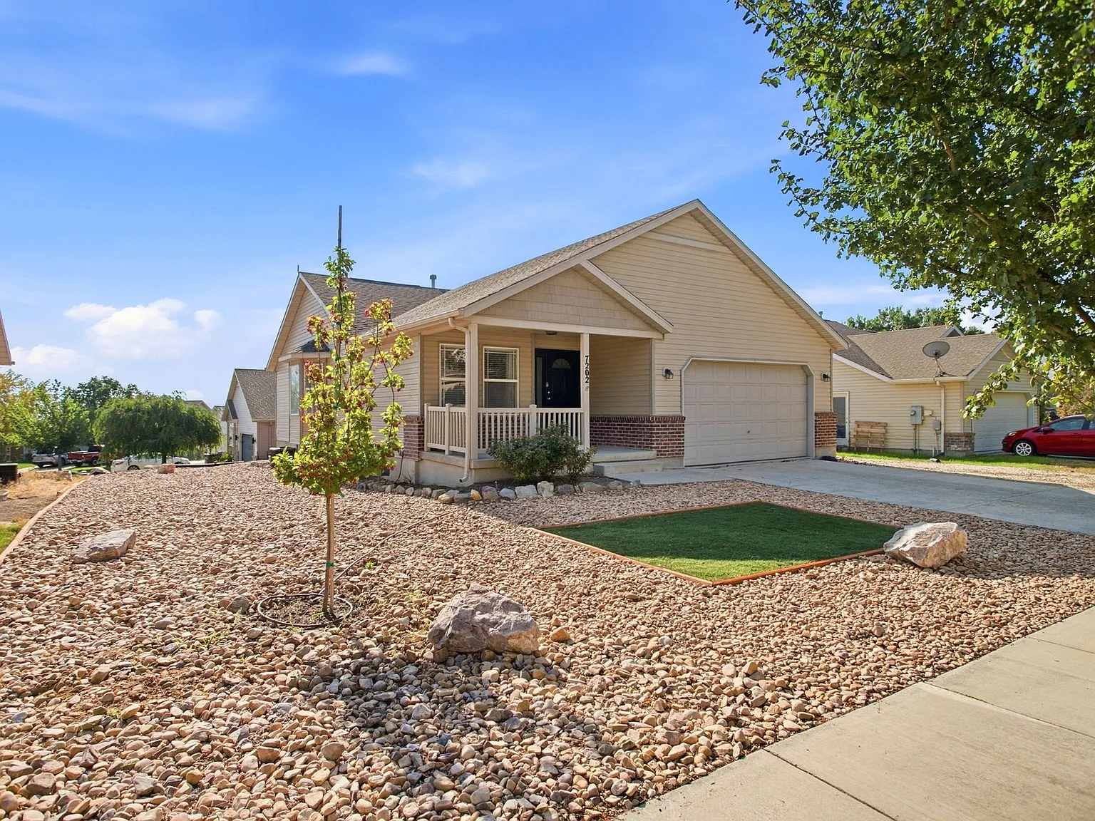 7202 N Ute Dr — Photo 2